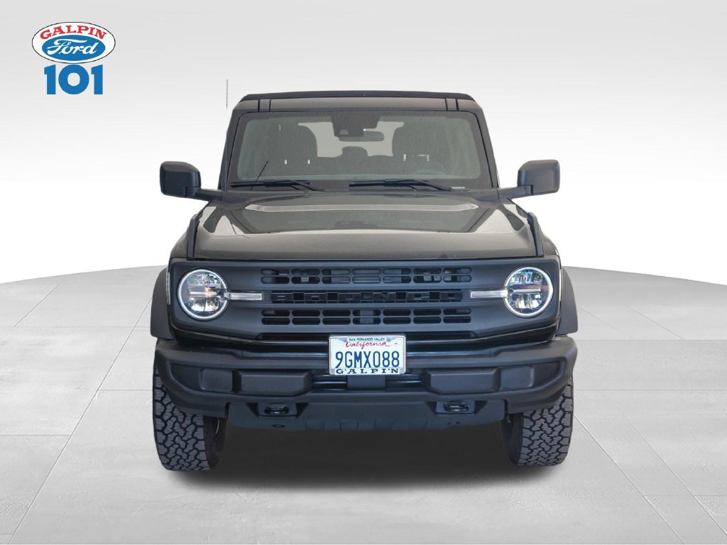 Used 2023 Ford Bronco 4-Door AWD/4WD image 2