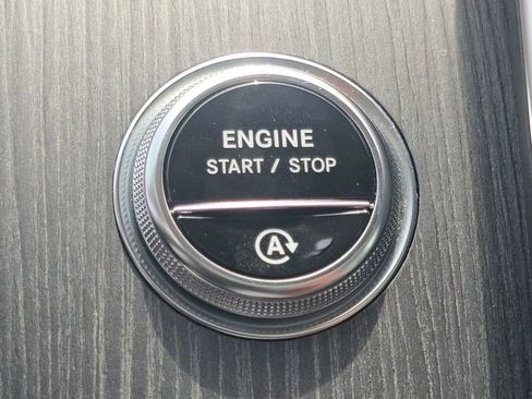 Certified 2023 Mercedes-Benz GLC 300 4MATIC image 37