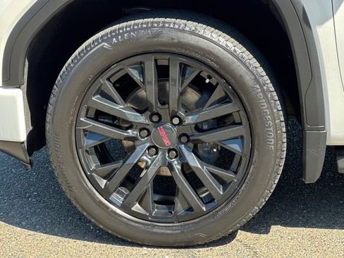 Used 2021 GMC Sierra 1500 Denali w/ Denali Ultimate Package AWD/4WD image 48