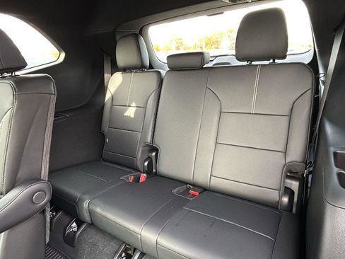 New 2026 GMC Acadia Elevation image 30