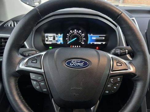 Certified 2024 Ford Edge SEL w/ Sport Appearance Package image 18