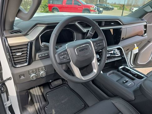 New 2026 GMC Sierra 2500 Denali w/ Denali Reserve Package AWD/4WD image 16