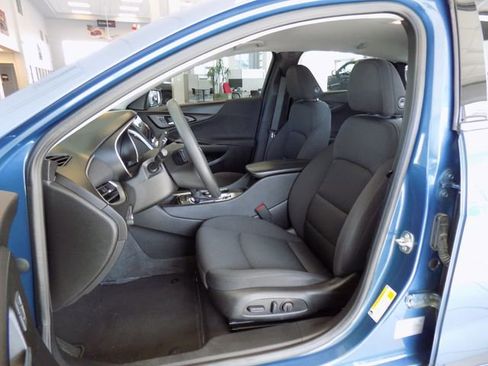 Used 2024 Chevrolet Malibu LT FWD image 19