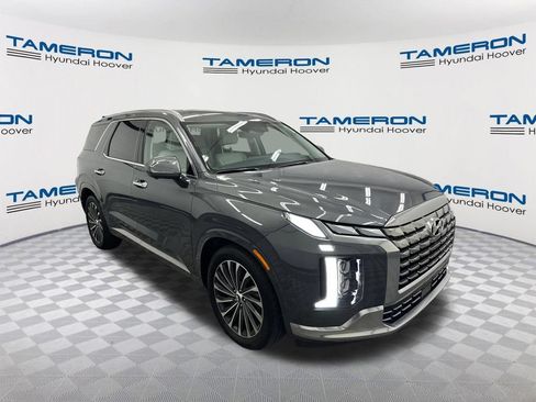 Used 2025 Hyundai Palisade Calligraphy FWD image 7