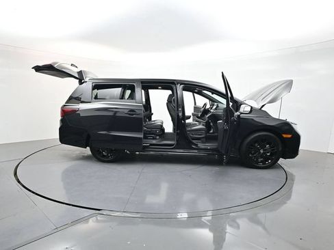 Used 2025 Honda Odyssey Sport-L image 60