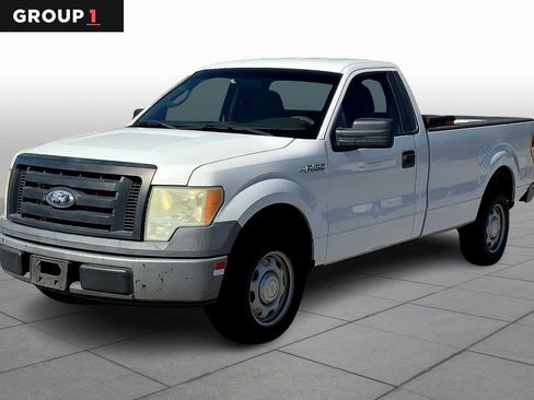 Used 2010 Ford F150 STX image 1