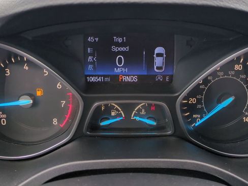 Used 2017 Ford Escape SE w/ Equipment Group 201A image 38