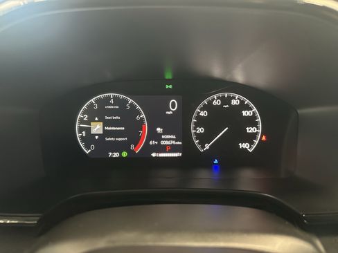 Used 2025 Honda CR-V EX image 9