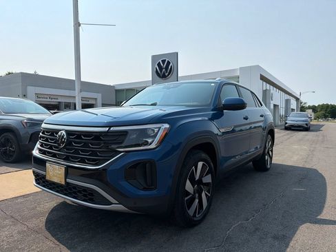 Certified 2026 Volkswagen Atlas Cross Sport SE AWD/4WD image 5