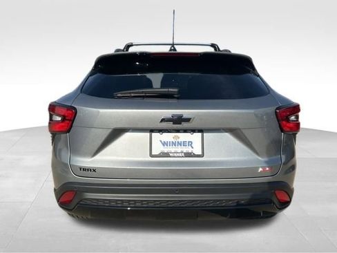 New 2026 Chevrolet Trax RS w/ Sunroof Package image 4