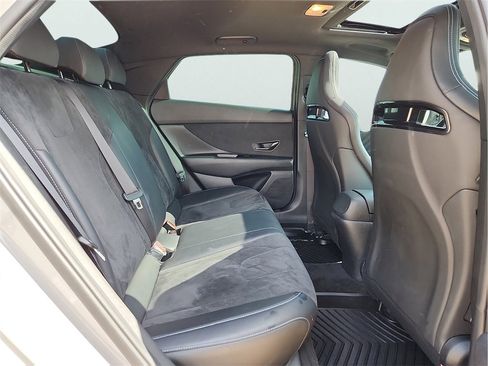 Used 2023 Hyundai Elantra N image 19