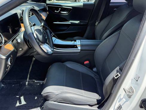 Used 2024 Mercedes-Benz C 300 Sedan image 27