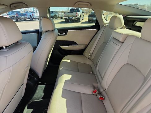 Used 2018 Honda Clarity Touring image 9