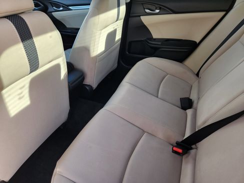 Used 2019 Honda Civic EX image 29