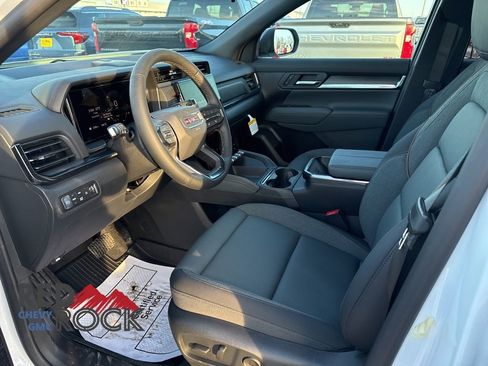 New 2026 GMC Terrain AT4 w/ Convenience Package III image 10
