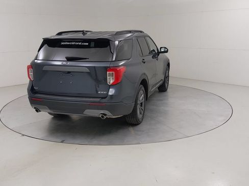 Certified 2023 Ford Explorer XLT w/ Equipment Group 202A AWD/4WD image 15