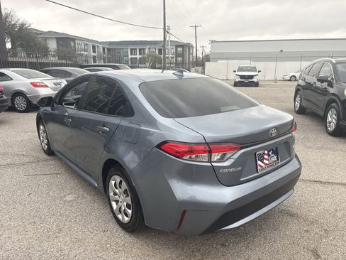 Used 2020 Toyota Corolla LE image 12