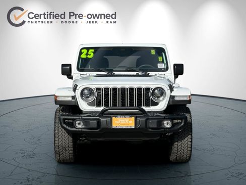 Certified 2025 Jeep Wrangler Unlimited Sahara AWD/4WD image 9