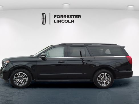 Used 2025 Ford Expedition Max Active AWD/4WD image 6