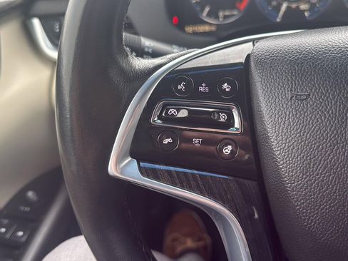 Used 2015 Cadillac XTS Platinum image 16