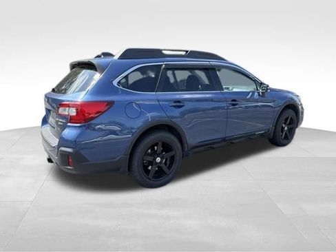 Used 2019 Subaru Outback 3.6R Limited w/ Popular Package #2 AWD/4WD image 12