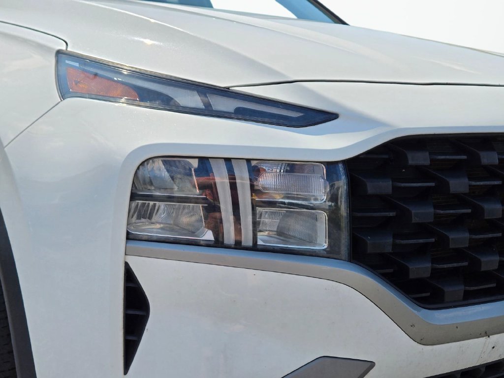 Certified 2023 Hyundai Santa Fe SEL FWD image 2
