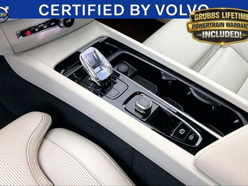 Used 2025 Volvo V60 B5 Cross Country Ultra w/ Protection Package Premier AWD/4WD image 18