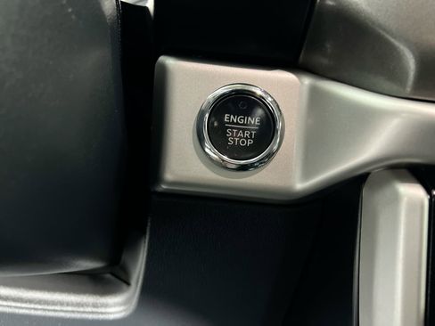 Used 2024 Ford Expedition Max XLT image 23