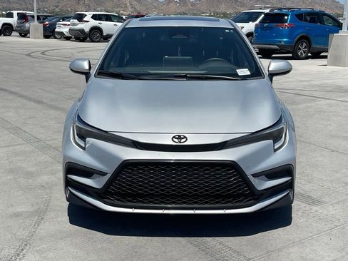 Used 2025 Toyota Corolla XSE FWD image 2