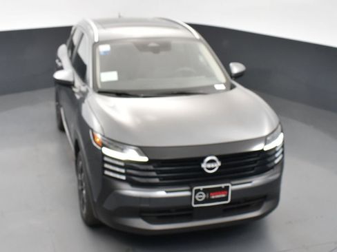 New 2025 Nissan Kicks SV w/ SV Premium Package image 44