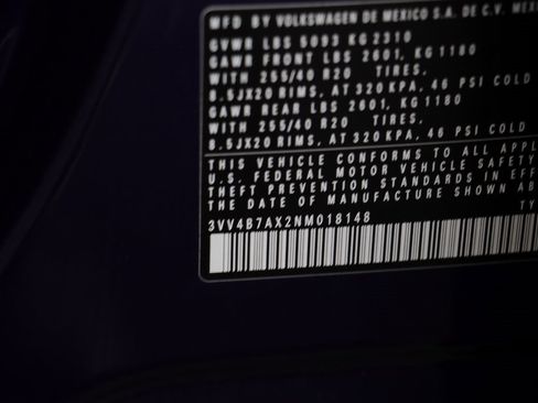 Used 2022 Volkswagen Tiguan SEL R-Line image 25