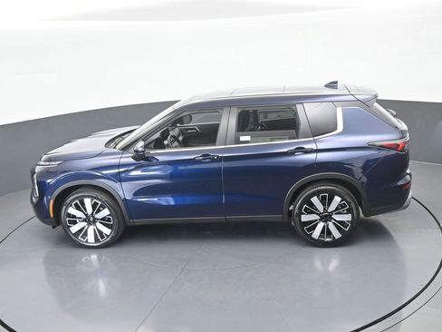 New 2026 Mitsubishi Outlander SE image 49