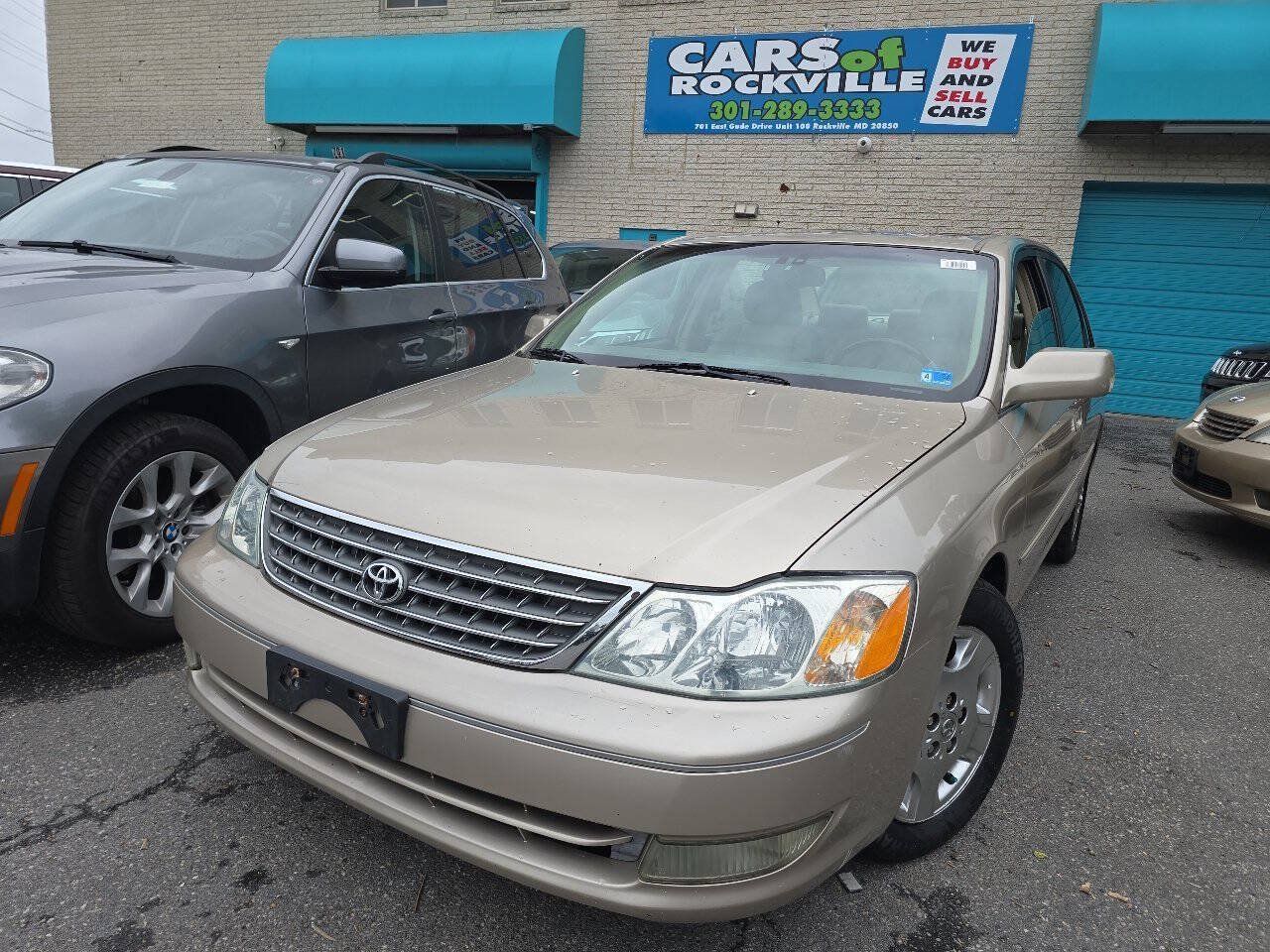 Used 2004 Toyota Avalon XLS FWD image 2