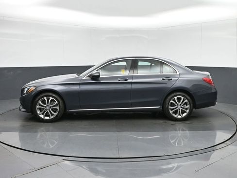 Used 2016 Mercedes-Benz C 300 4MATIC Sedan image 4