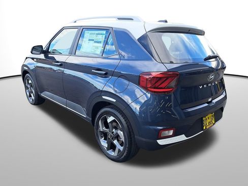 New 2026 Hyundai Venue SEL image 8