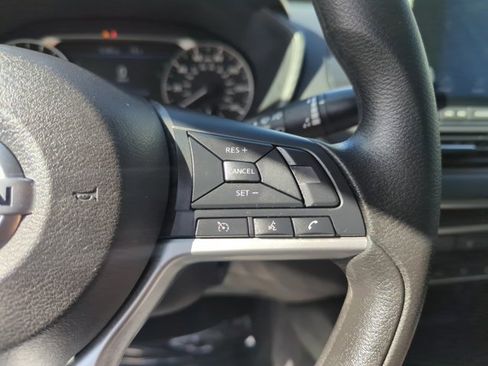 Used 2022 Nissan Altima 2.5 SV image 16