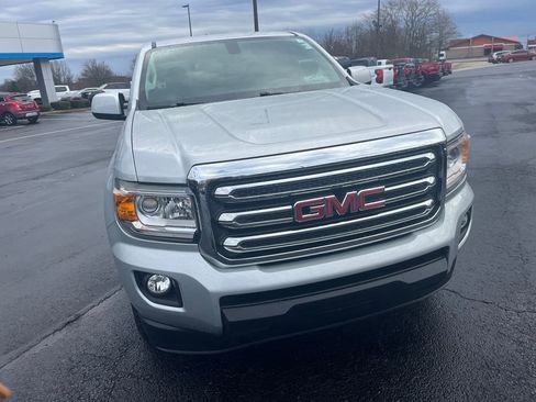 Used 2017 GMC Canyon SLE w/ SLE Convenience Package image 8