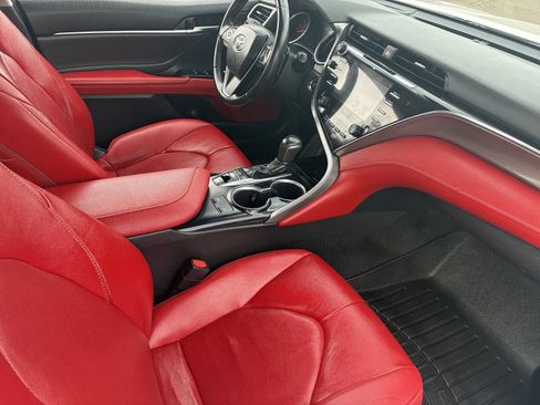 Used 2018 Toyota Camry XSE w/ Driver Assist Package image 13