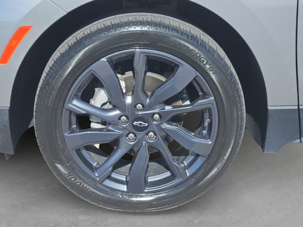Used 2024 Chevrolet Equinox RS FWD image 9