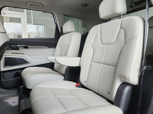 Certified 2022 Kia Telluride EX w/ EX Premium Package image 22
