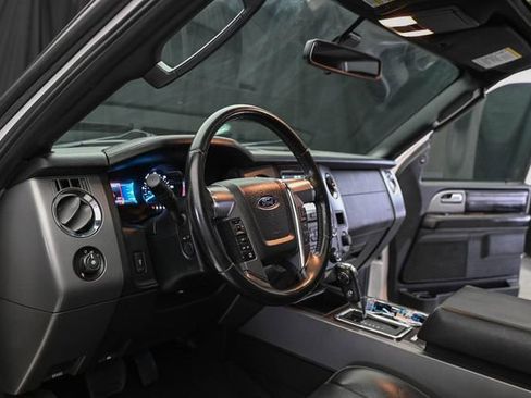 Used 2017 Ford Expedition Max Platinum AWD/4WD image 27