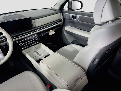Certified 2025 Hyundai Santa Fe SE AWD/4WD image 21