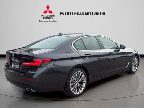 Used 2022 BMW 530i w/ Premium Package RWD image 5