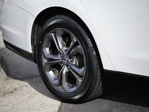 Used 2023 Honda Accord EX image 12