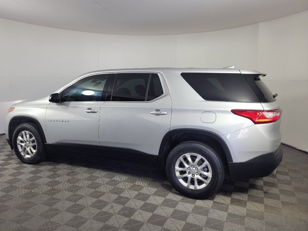 Used 2020 Chevrolet Traverse LS FWD image 3