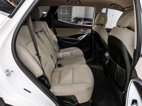 Used 2017 Hyundai Santa Fe Sport image 40