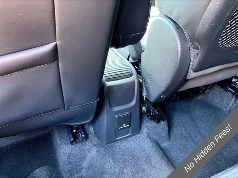 Used 2019 Buick Encore Essence w/ Safety Package II AWD/4WD image 29