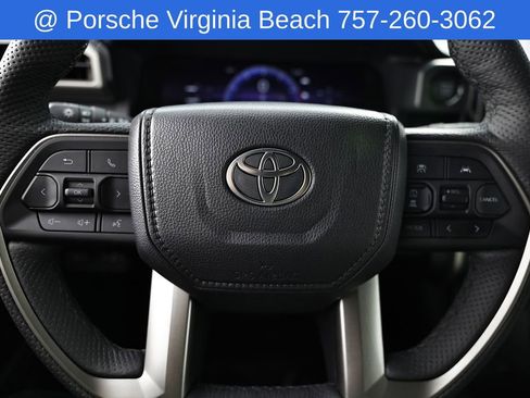 Used 2025 Toyota Tacoma Limited AWD/4WD image 34