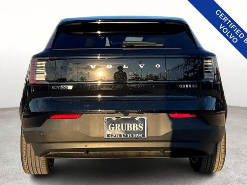 Certified 2025 Volvo EX30 Plus w/ Climate Package image 6