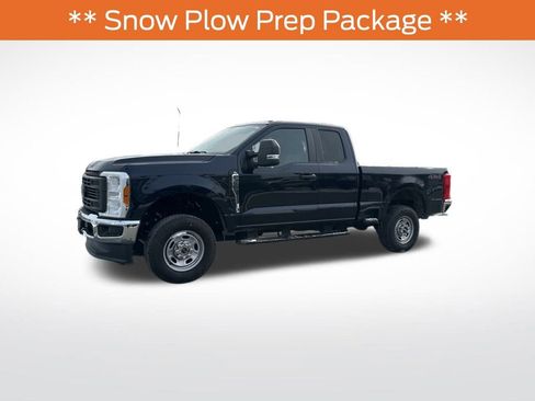 Certified 2023 Ford F350 XL w/ Snow Plow Prep Package image 4